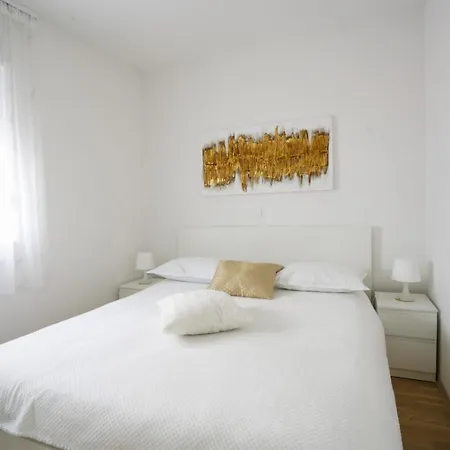 Perla - Modern And Cozy *